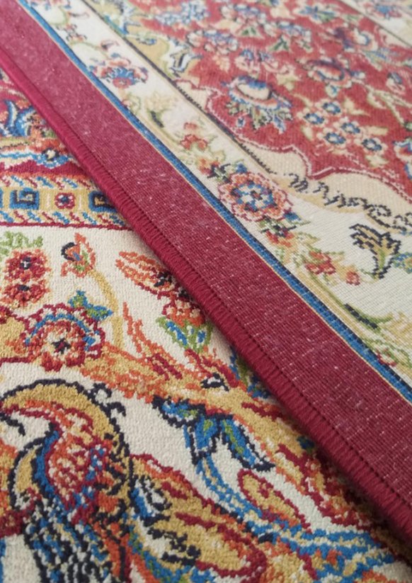 Kusový koberec QUM SILK 11 - červený