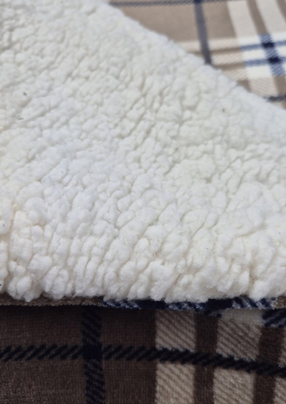 Mikroplyšová deka ovečka/beránek 150x200cm - Káro béžové 1