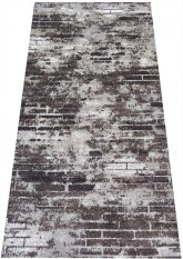 Moderní kusový koberec do chodby v hnědé barvě. Moderní kusový koberec do chodby v hnědé barvě.