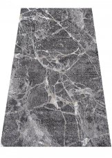Moderní kusový koberec, o velikosti 60x100cm v šedé barvě.